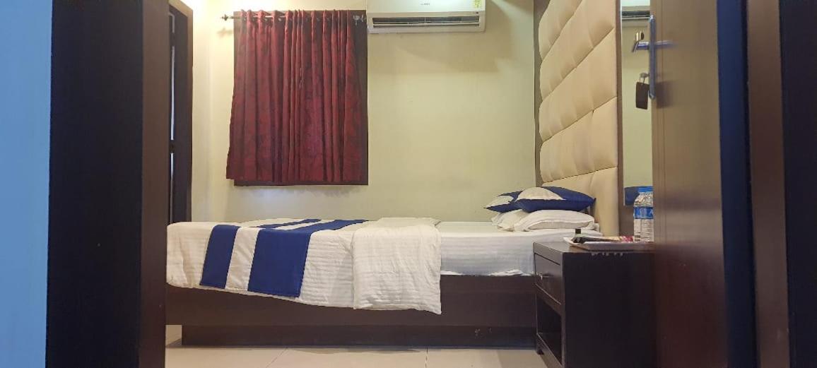 Hotel Presidency Inn Καλκούτα Εξωτερικό φωτογραφία